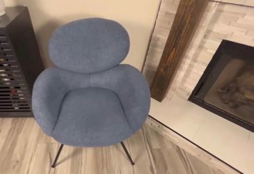 Modern Accent Chair – Blue – New only used for review
