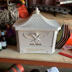 Mail Box  