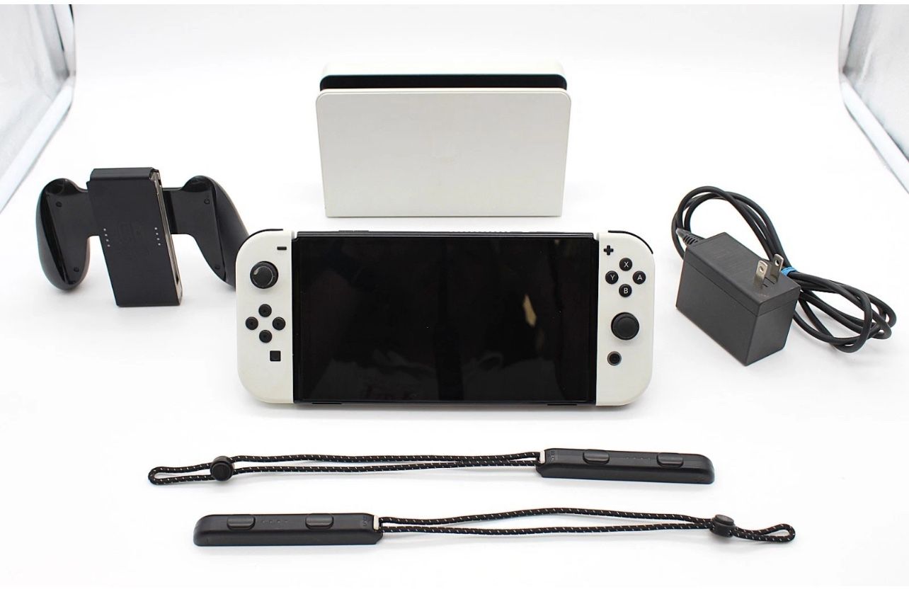 Nintendo Switch OLED Model HEG-001 Handheld Console 64GB White