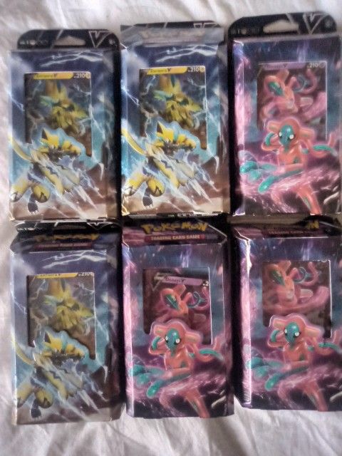 Pokemon Card 500+35 Holographic 