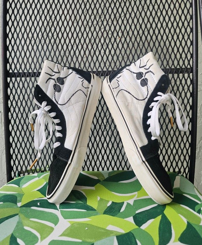Vans Sk8-Hi Re-issue Peanuts Joe Cool Peanuts Skateboard Shoe
