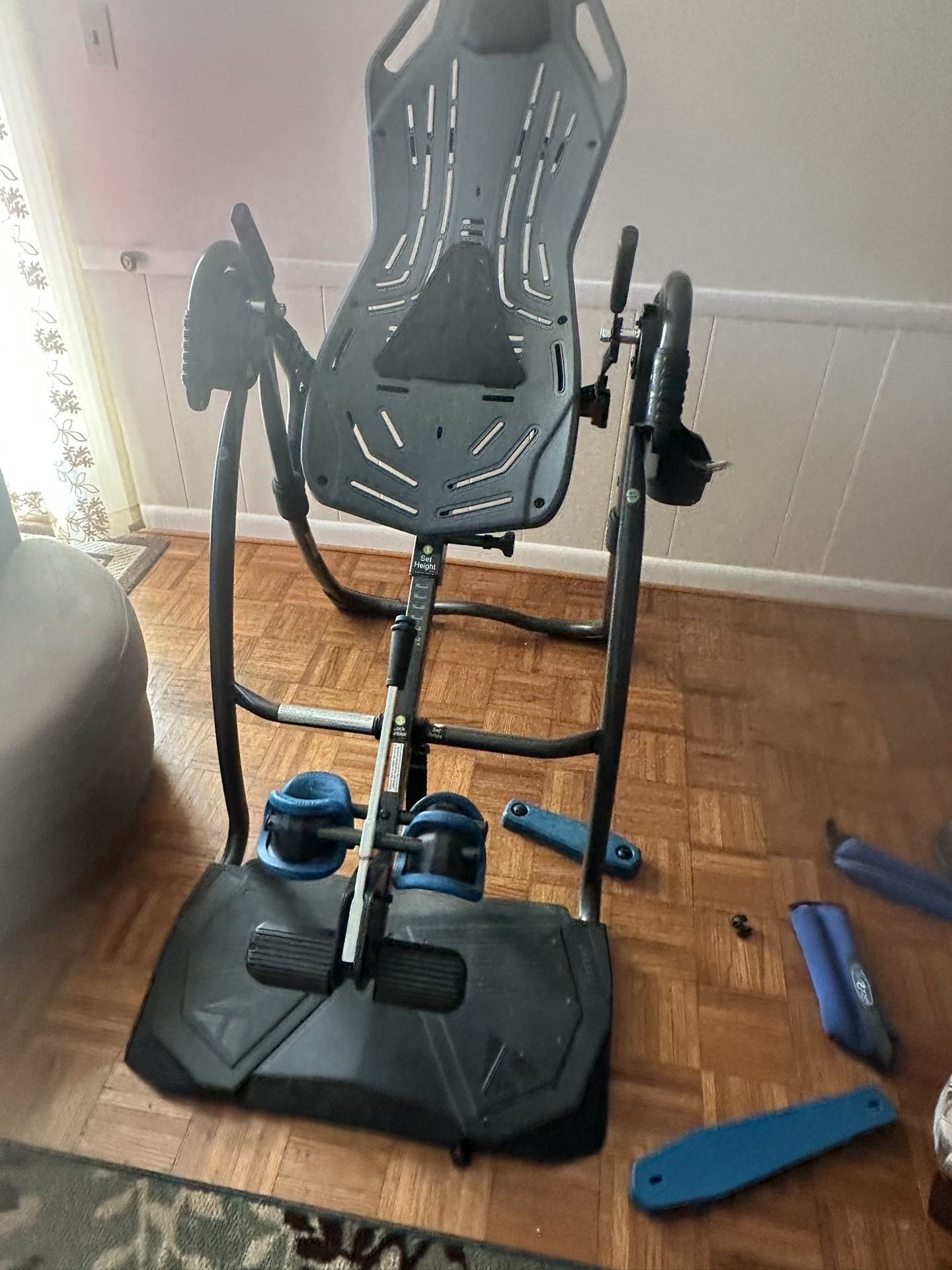 Teeter LX94 FitSpine Inversion Table with Back Pain Relief kit