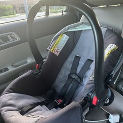 Graco Car seat 