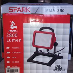 Portable LED Work Light 2800 Lumens