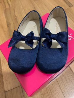 Size 6 Toddler Navy Blue Shoes With Bow Used Only Once