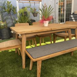 Castlery Seb Extendable Dining Set Almost 35 Off Retail for Sale