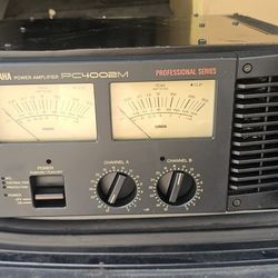 Yamaha Pro Amp Powercord Broken  For Parts Or Repairs 