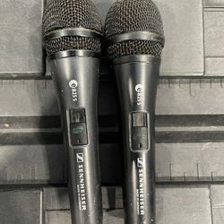 Sennheiser 825s