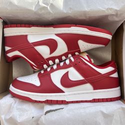 Nike Dunk Low USC (Size 9.5, 10, 10.5, 11, 12)
