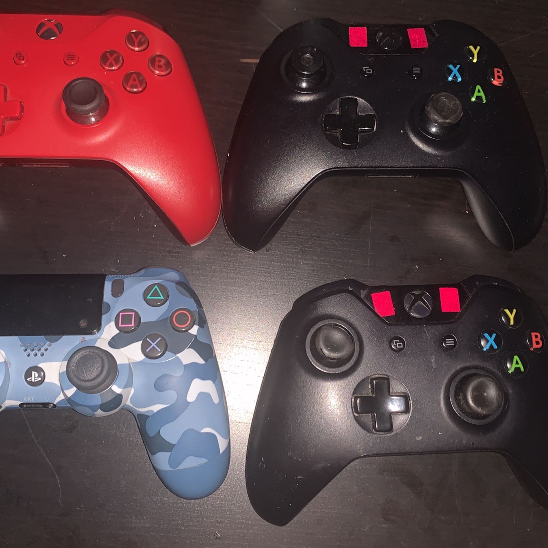 Xbox And PS4 Controllers