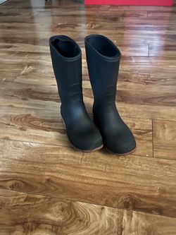 Rain boots
