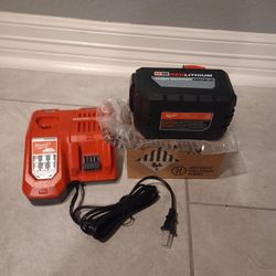 Milwaukee M18 Battery And Charger 