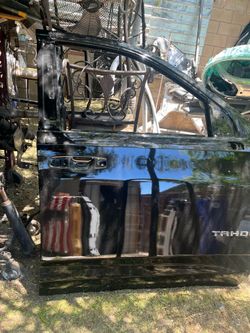 Chevy Tahoe door passenger front