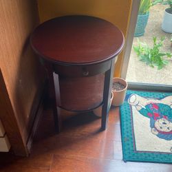 Round Coffee Table 