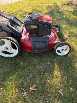 21” craftman self propelled lawn mower (bagger included)