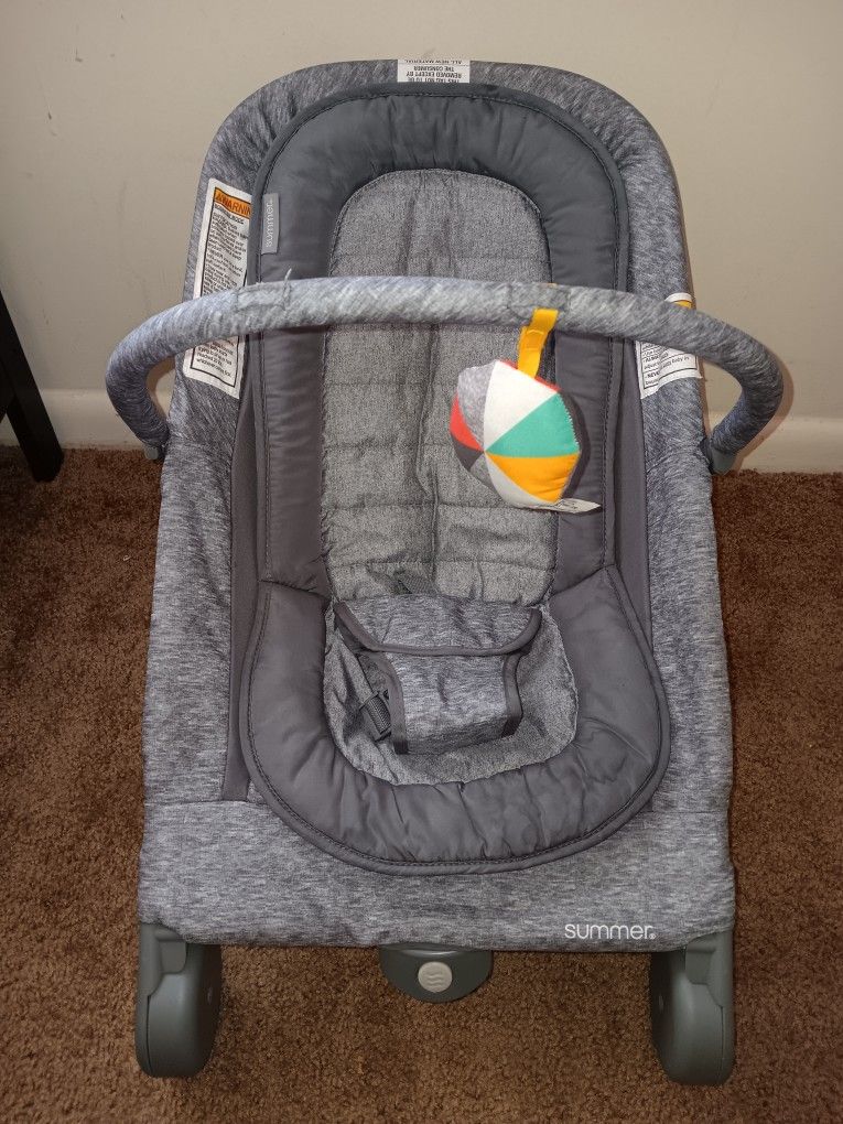 Summer Infant Bouncer