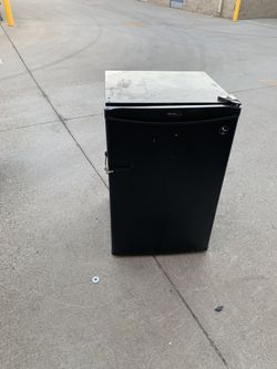 Mini Refrigerator Danby Mini Fridge! 