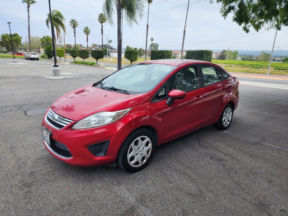 2012 Ford Fiesta