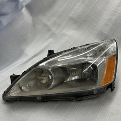 03 - 07 Honda Accord Driver headlight