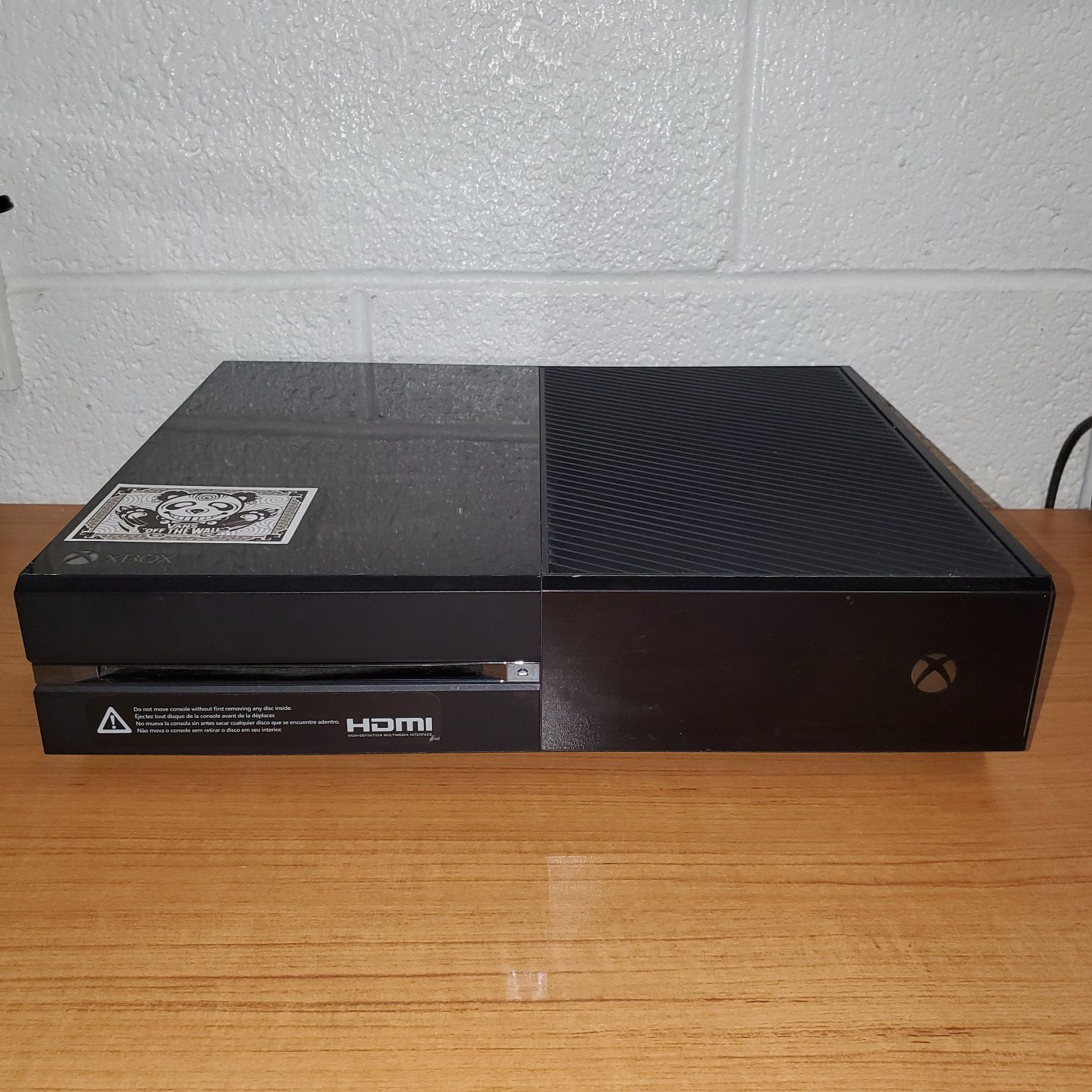 Xbox One w/ controller & games