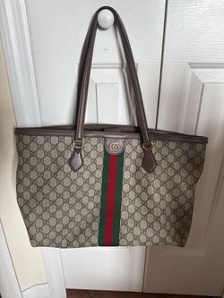 Gucci Tote Authentic like new