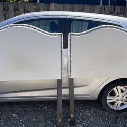 Twin headboards 