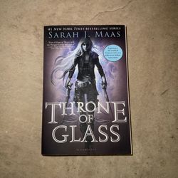 Throne of Glass by Sarah J Maas (Original Cover)