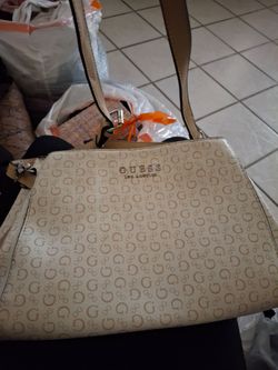 Guess purse