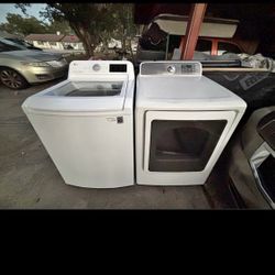 SAMSUNG WASHER AND DRYER 