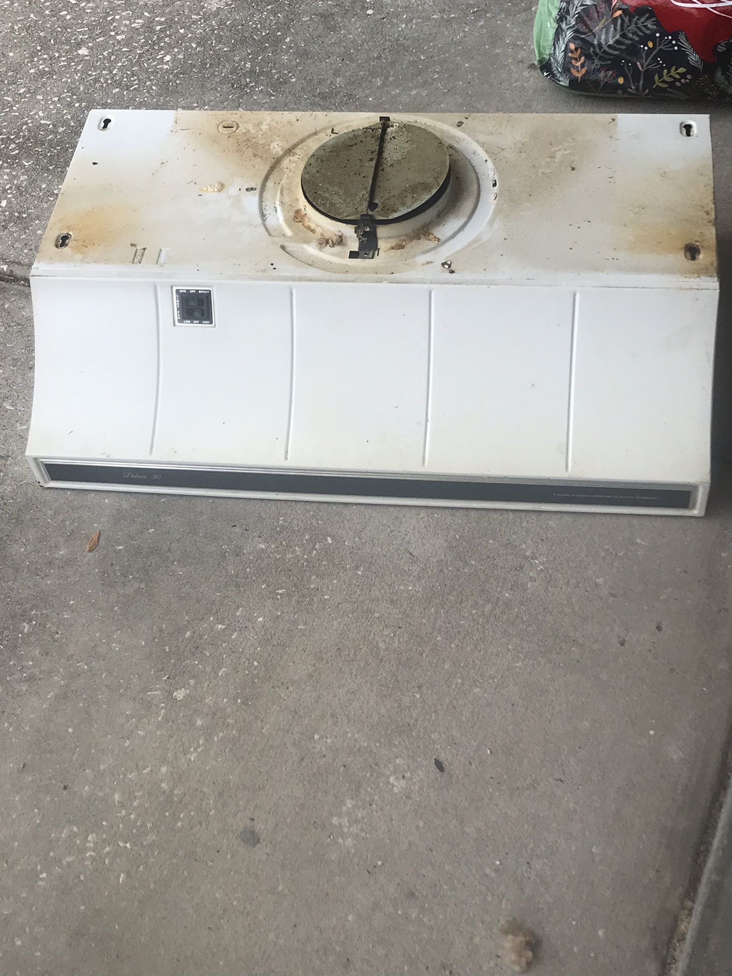 Free kitchen air vent