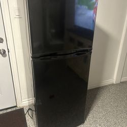 Black Mini Refrigerator
