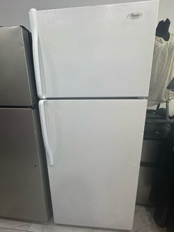Refrigerator  68Hx28W