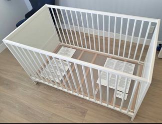 Infant/ toddler crib