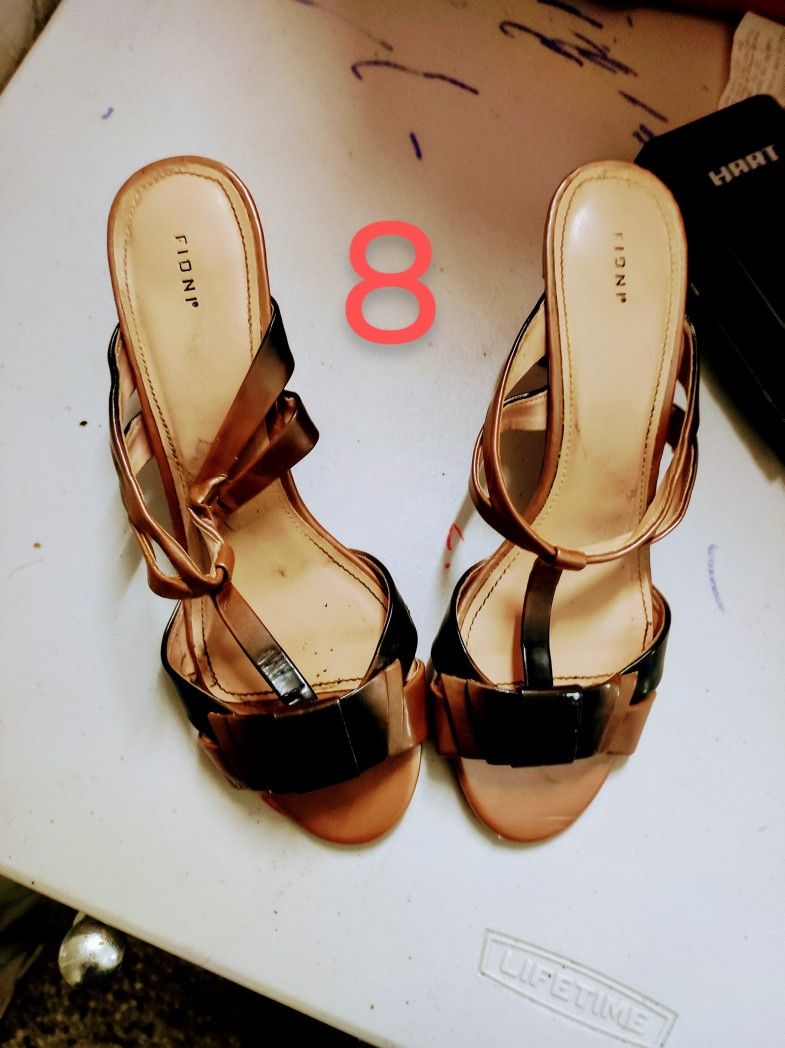 Box with 13 pairs of heels