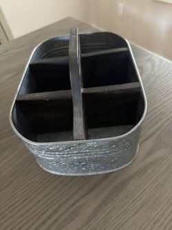 Galvanized Metal & Rustic Wood 6-Slot Utensil Caddy – Farmhouse Silverware Organizer