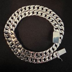 Silver Cuban Link Chain Necklace 10mm 22" Really heavy around 100 grams