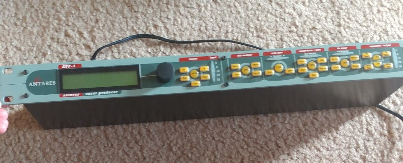 Antares avp-1 vocal producer