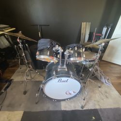Pearl Roadshow With Extras