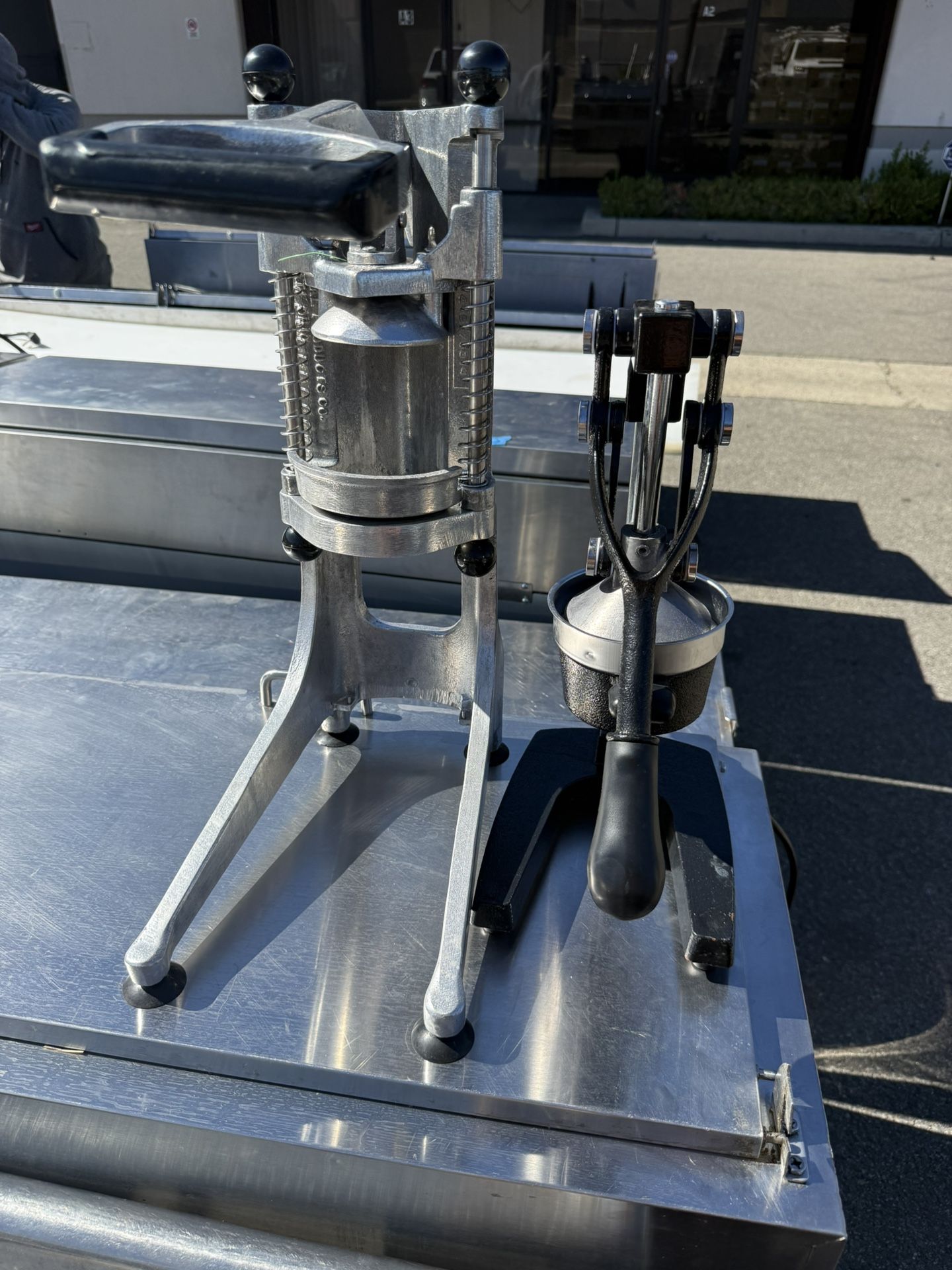 Commercial Kitchen Appliances 