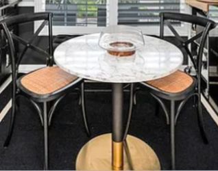 Cafe Dinet table and chairs