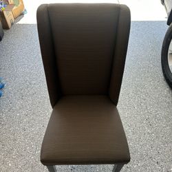 Grey chair 