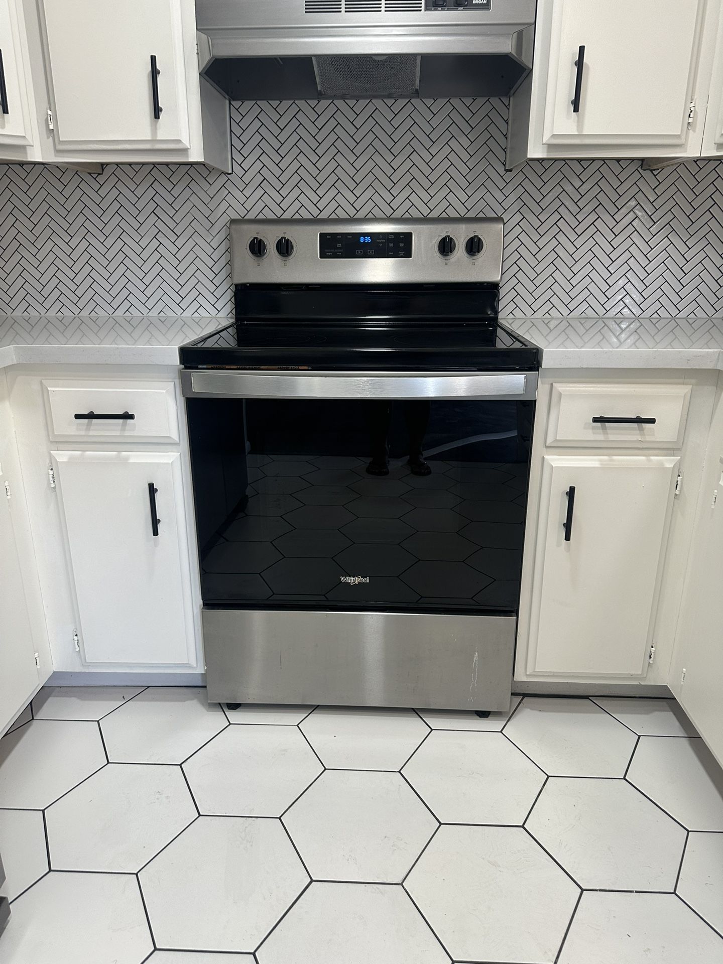 Whirlpool Electric Stove