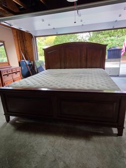 Bedroom suite