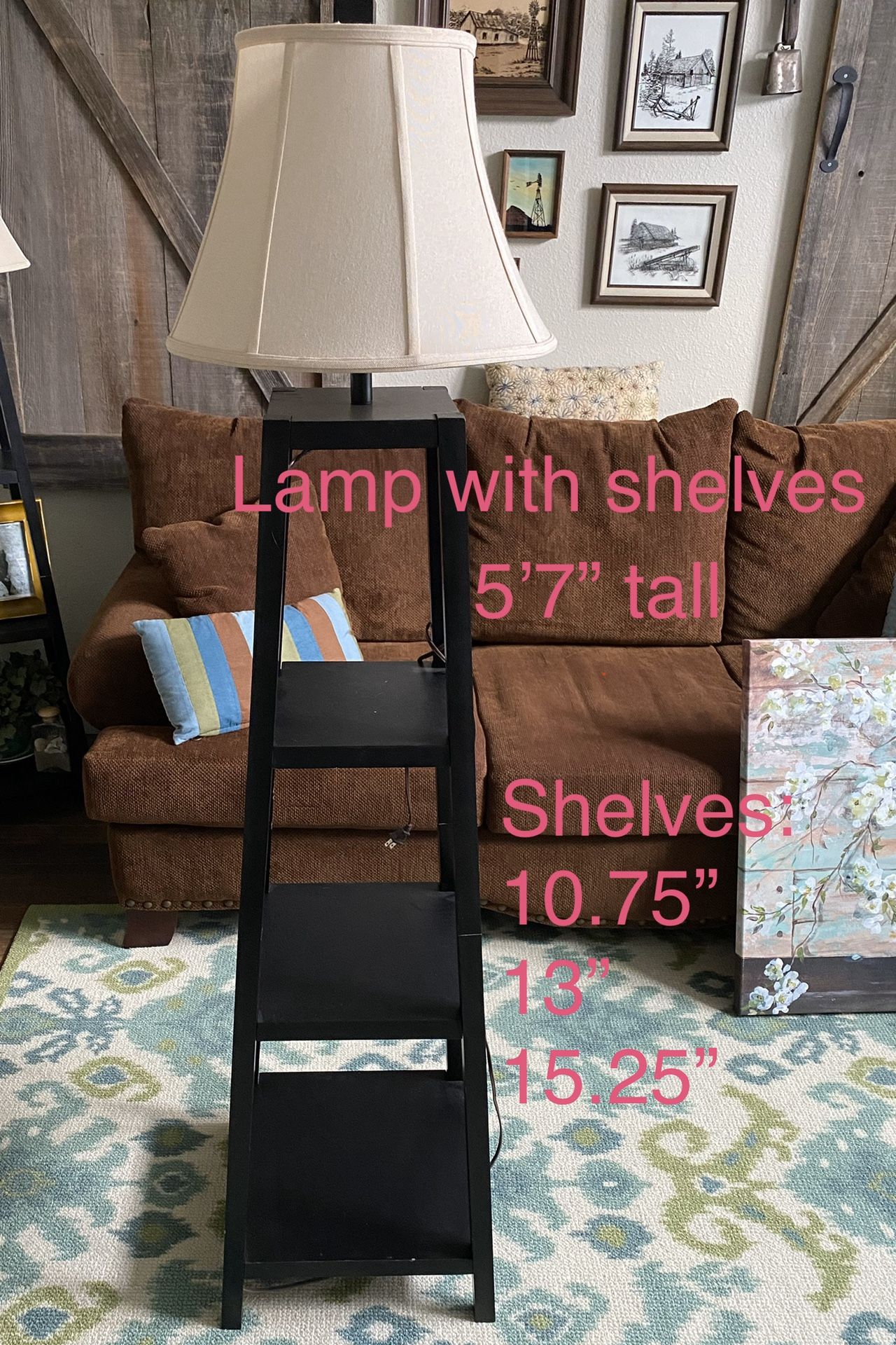 Floor lamp with shelves