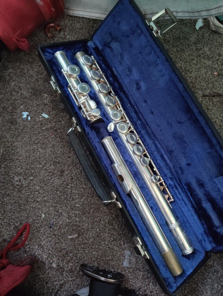Got A Beautiful Flute Here For Sale