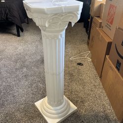 Pillar