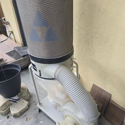 Delta Dust Extractor