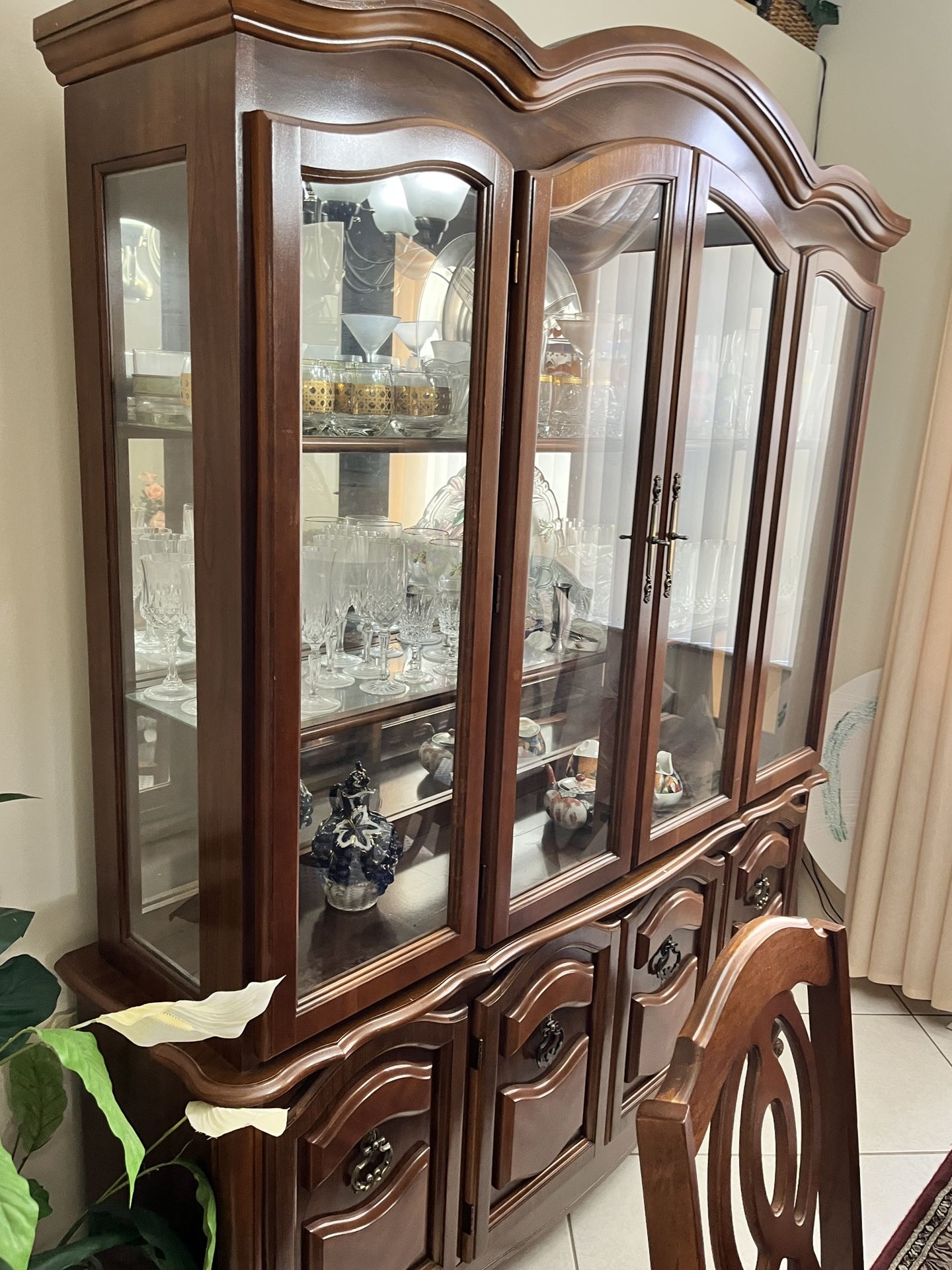 Dining Table & China Cabinet for Sale