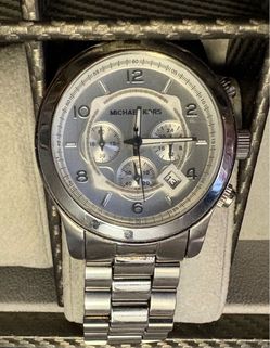 Michael Kors Men's Silver Runway MK8086 Watch