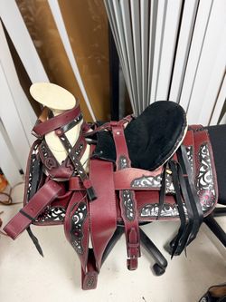 Montura cincelada